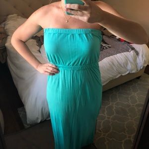 Beautiful turquoise/teal knit maxi dress